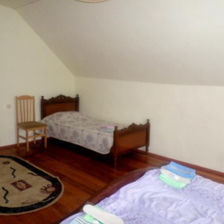 Guest House Sen Дилиян Екстериор снимка