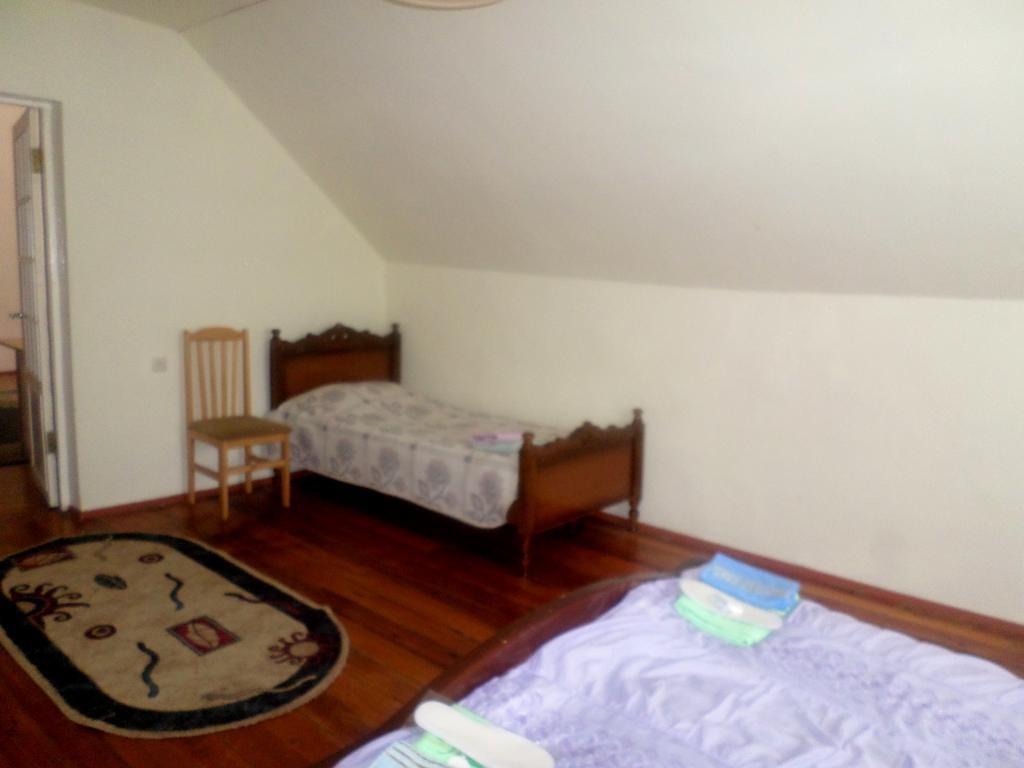 Guest House Sen Дилиян Екстериор снимка
